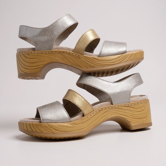 Dansko Malena Multi-Metallic Leather 3 Strap Clog Sandal Size EU 39 US 8.5-9 - Picture 3 of 13